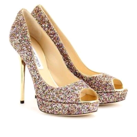 Meet your Posher, Adebisi - Picture 1 of 1